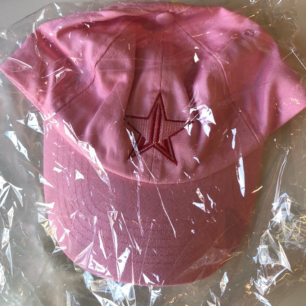 Jeffree Star cosmetics pink hat